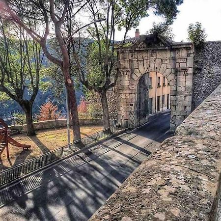 Fresco E Colorato Appartamentino In Narni Scalo Exterior photo